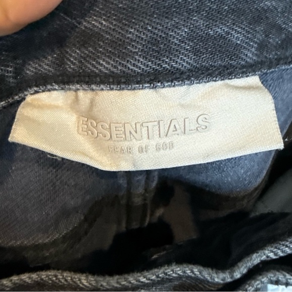 FEAR OF GOD ESSENTIALS KIDS Jeans - Picture 7 of 12